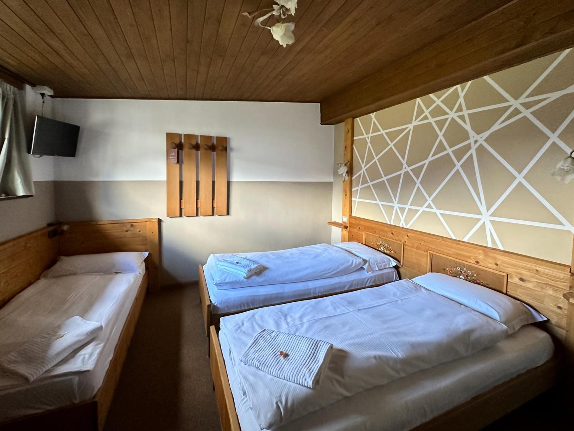 Hotel Garni Edy دايْيانو المظهر الخارجي الصورة