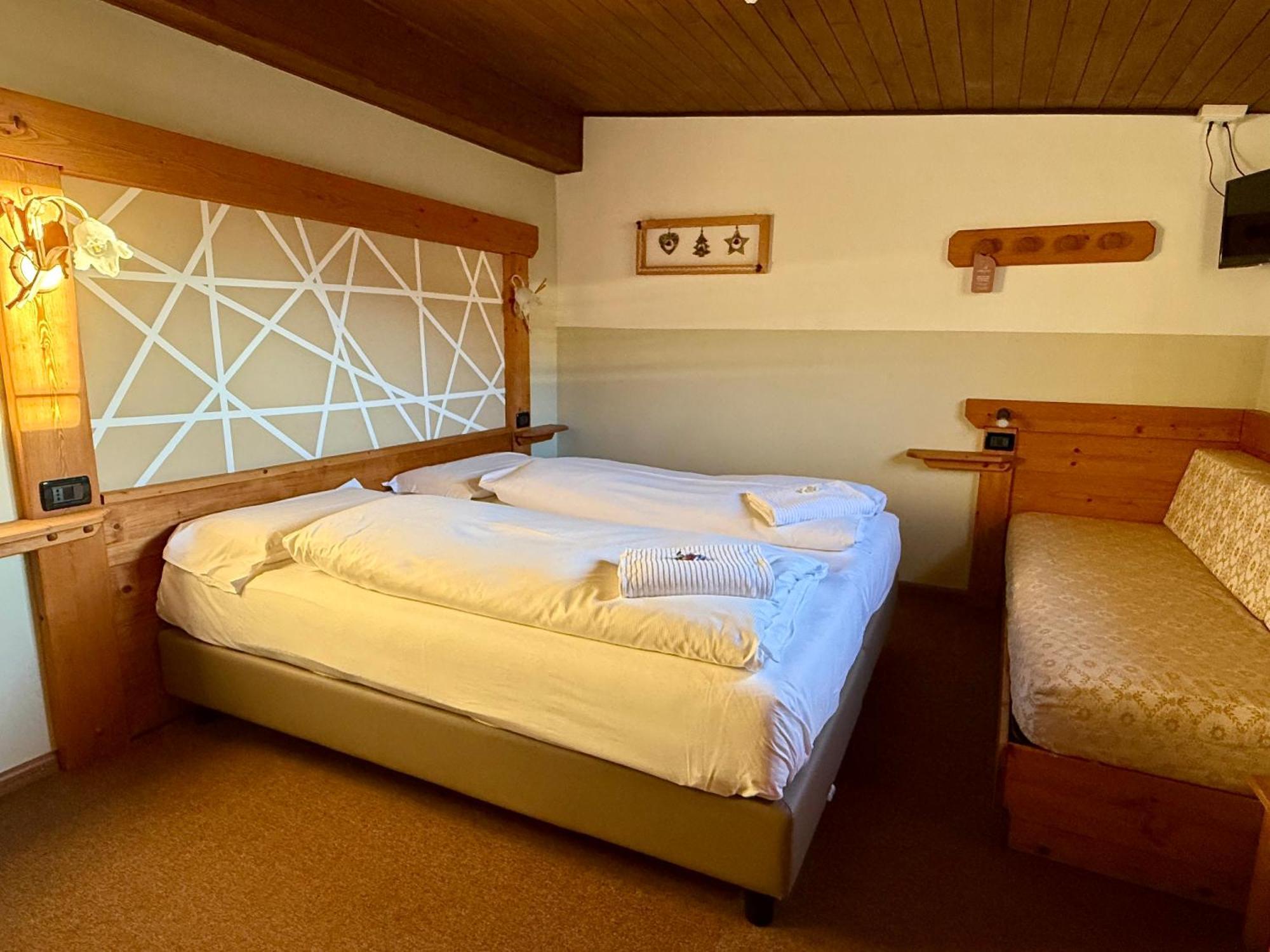 Hotel Garni Edy دايْيانو المظهر الخارجي الصورة
